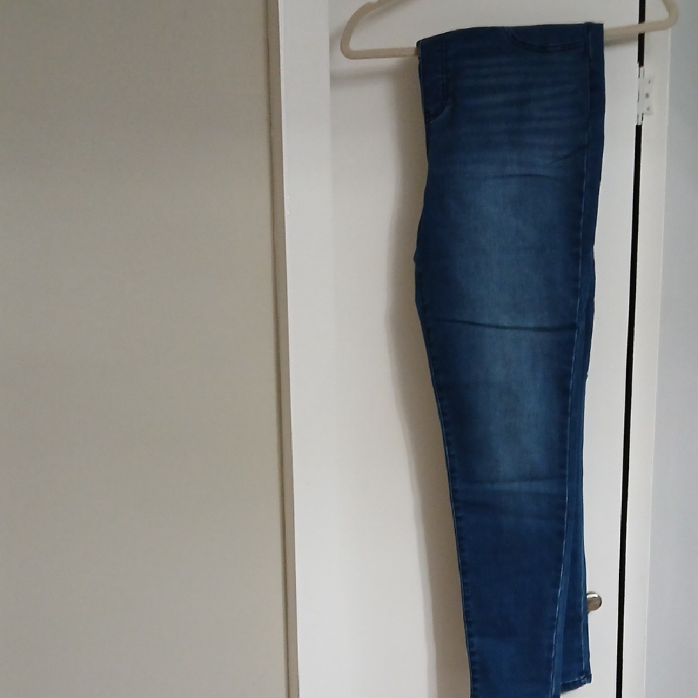 Women's Blue Jeans